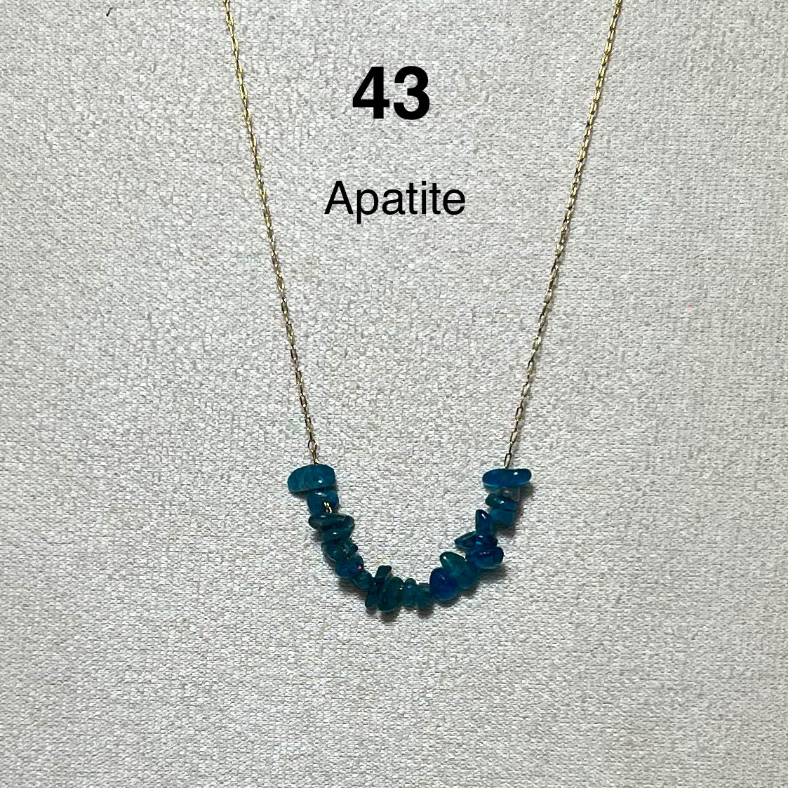 Collier Doré en acier inoxydable N° 43 (40cm+ 5cm) – Ajustable, hypoallergénique et résistants à l’eau