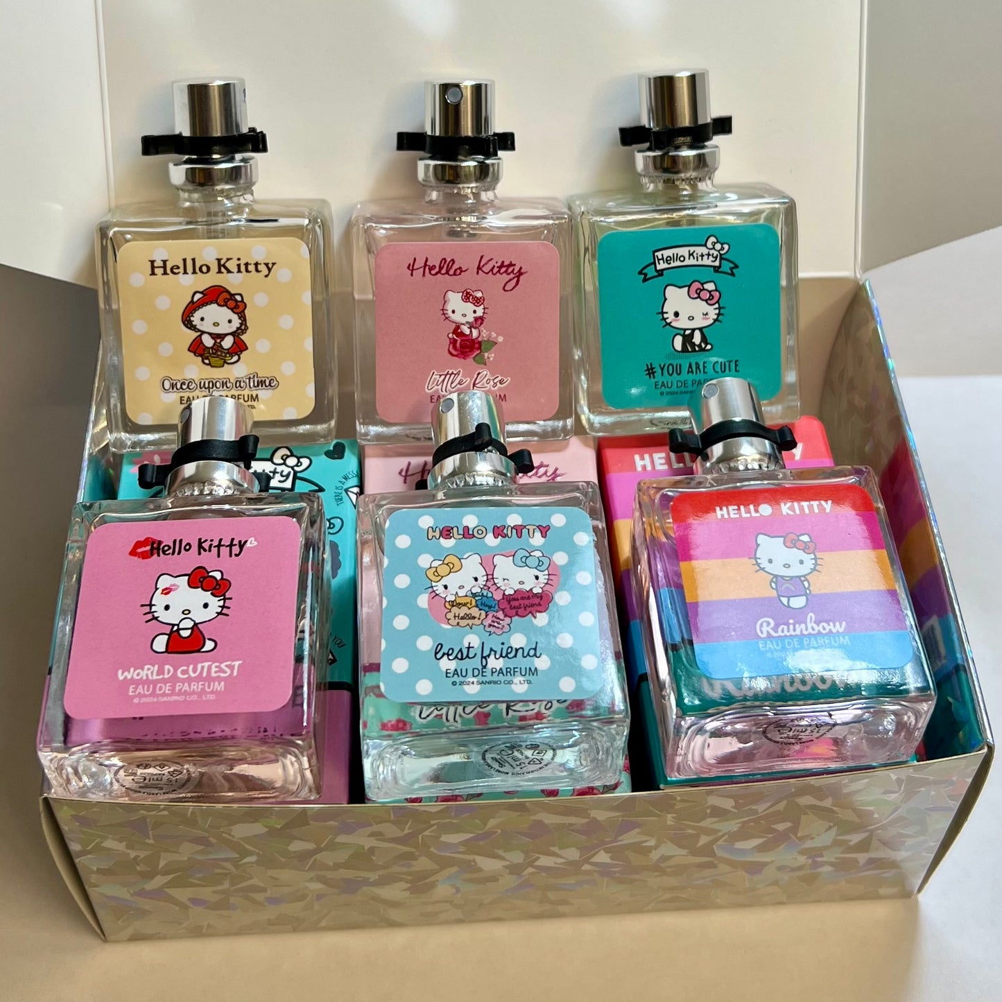 Coffret collection 6 parfums Hello Kitty – 6 Fragrances 15ml | Parfum Femme Format Voyage