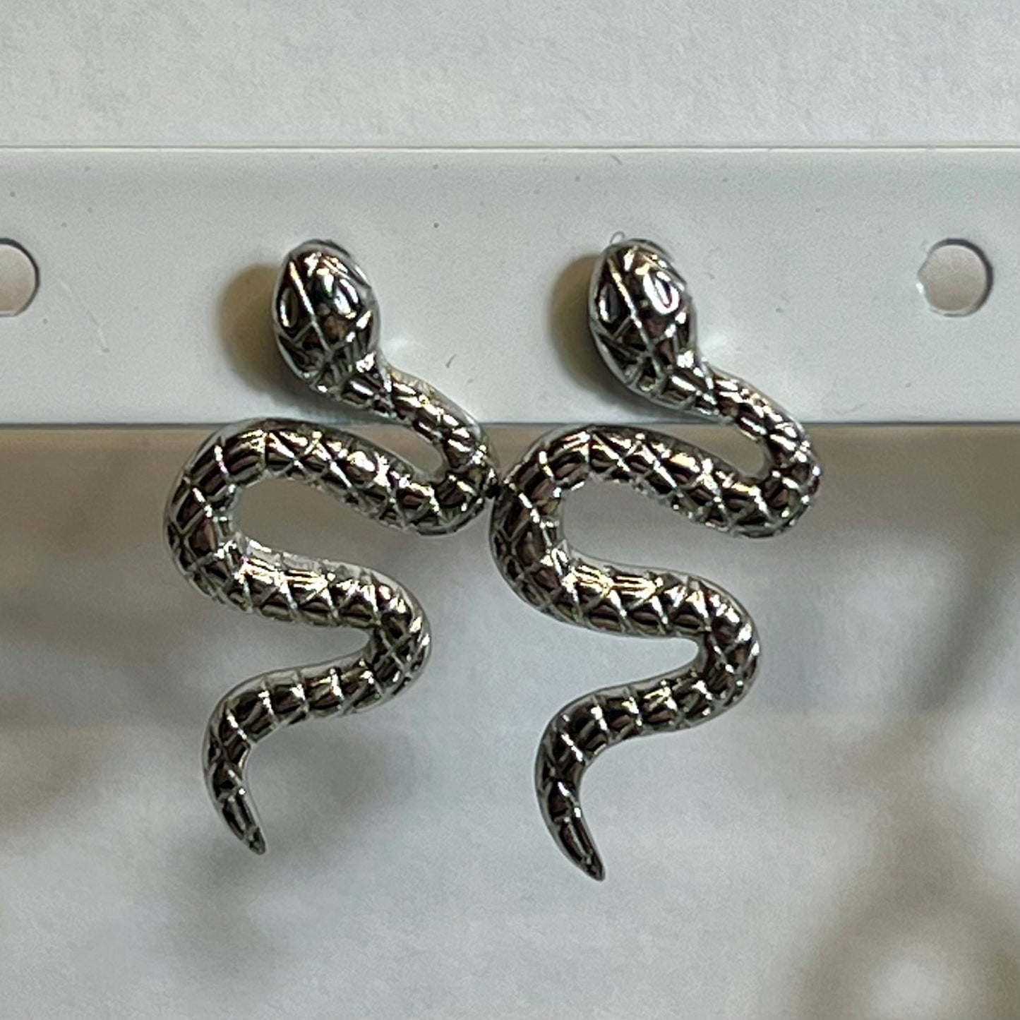 Boucles d’Oreilles en Acier Inoxydable B031 – Doré ou Argenté | Hypoallergéniques et Résistantes à l’Eau