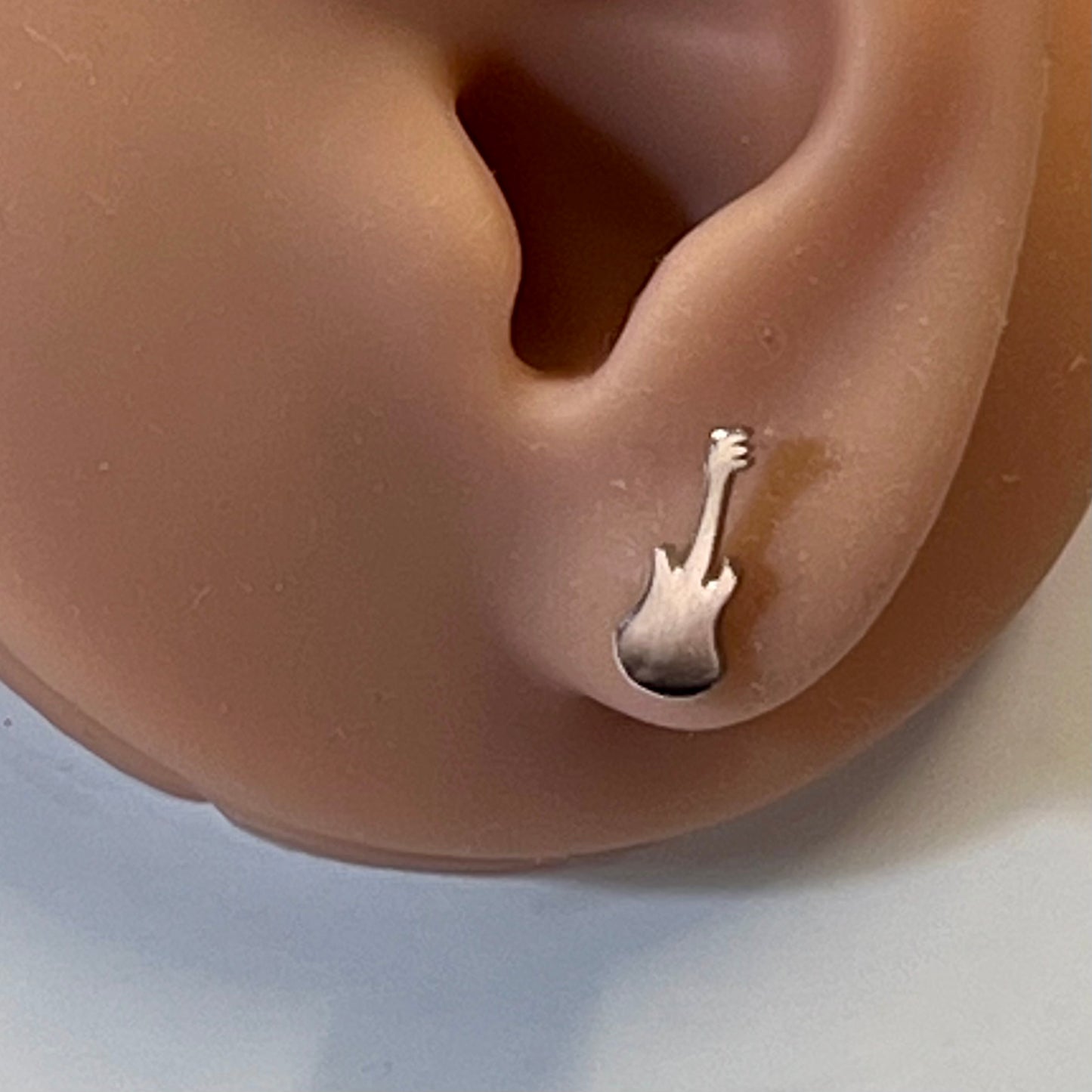 Boucles d’Oreilles en Acier Inoxydable B024 – Doré ou Argenté | Hypoallergéniques et Résistantes à l’Eau