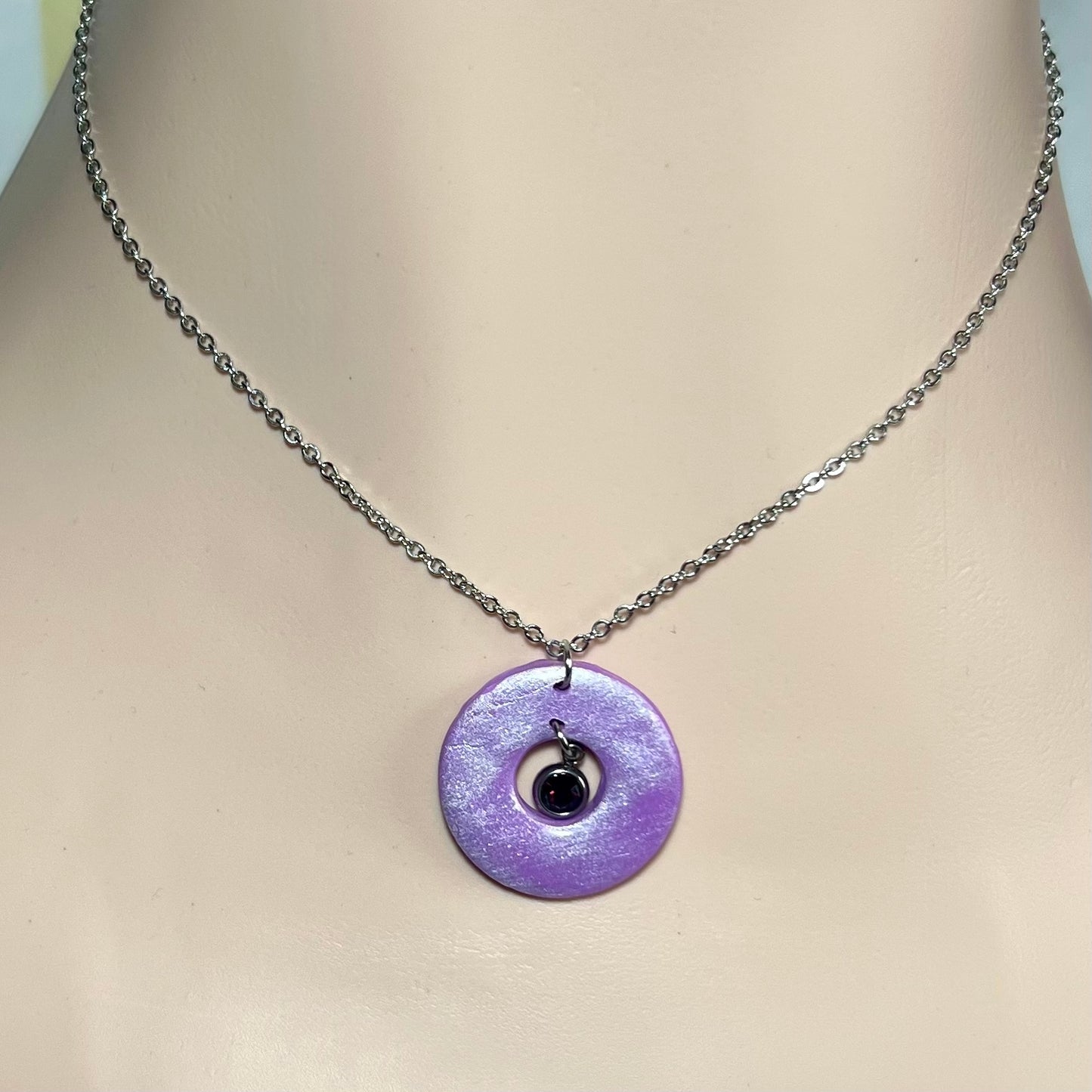 Colliers Halo – Acier inoxydable, pâte polymère nacrée et strass scintillant