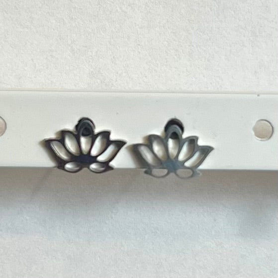 Boucles d’Oreilles en Acier Inoxydable B003 – Doré ou Argenté | Hypoallergéniques et Résistantes à l’Eau