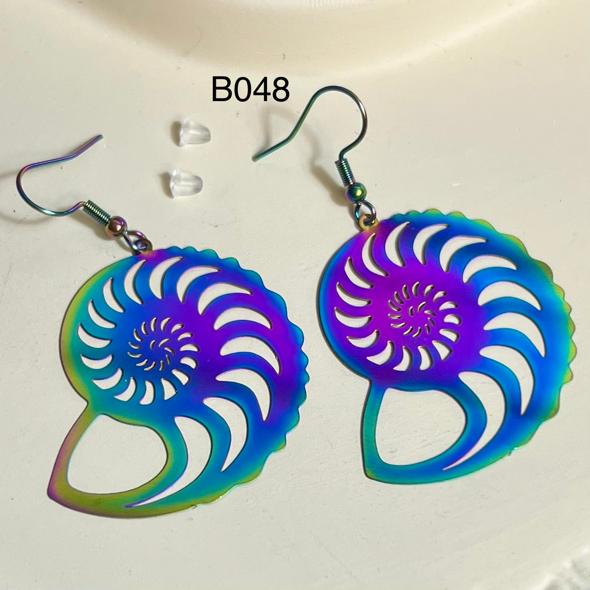 Boucles d’Oreilles en Acier Inoxydable B048 – Holographique | Hypoallergéniques et Résistantes à l’Eau