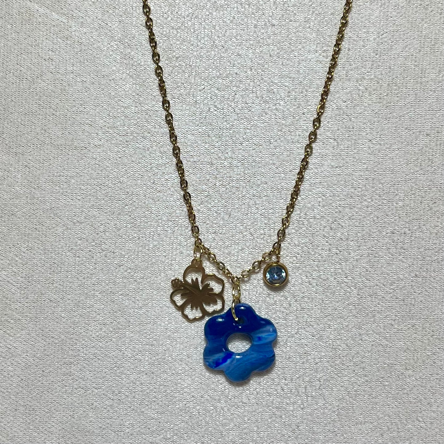 Collier Flora – Bijou Fait Main en Acier Inoxydable et Pâte Polymère