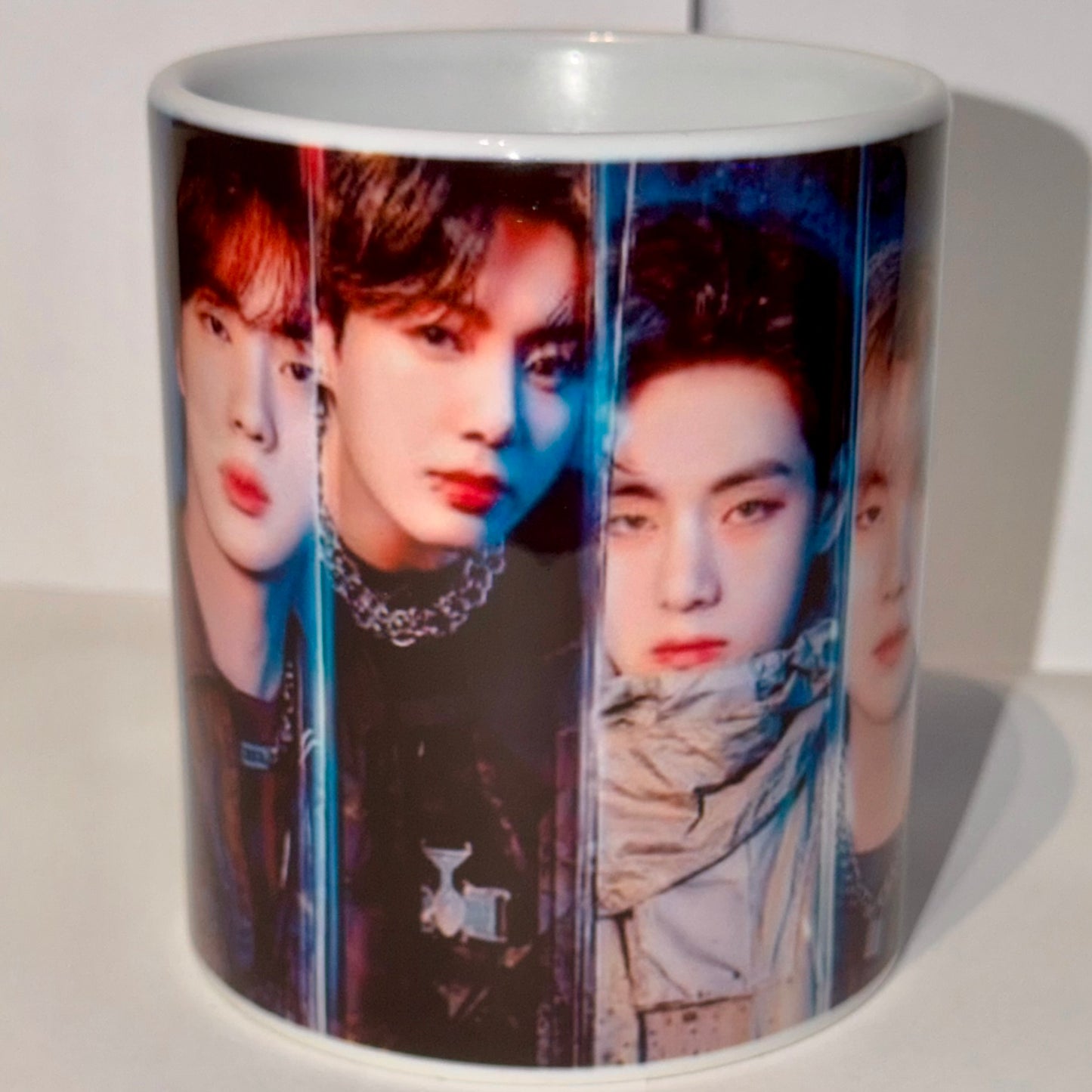 Mug B025 325ml en Céramique – Tasse Blanche Haute Qualité | Résistant Lave-vaisselle et Micro-ondes
