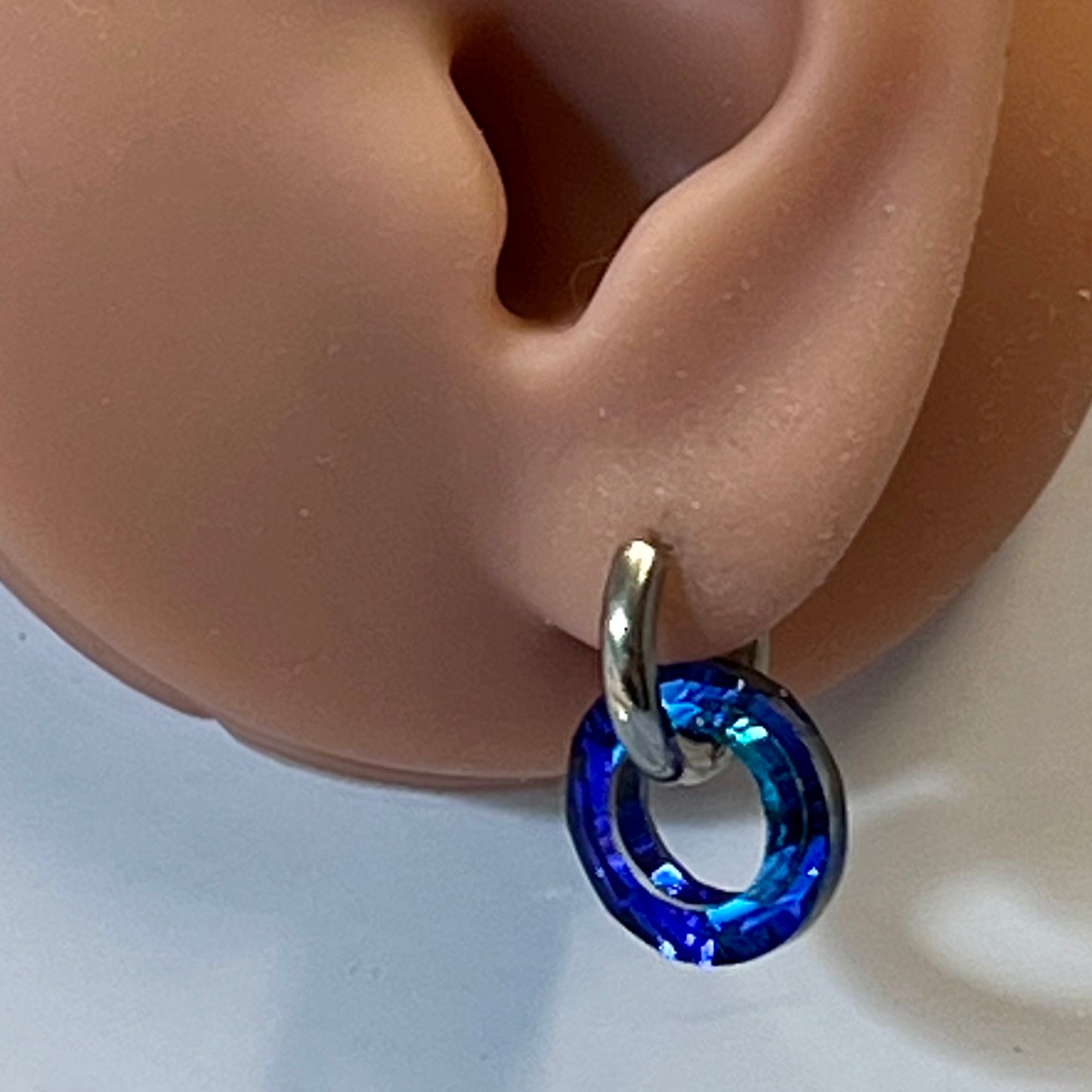 Boucles d’Oreilles en Acier Inoxydable B026 – Doré ou Argenté | Hypoallergéniques et Résistantes à l’Eau