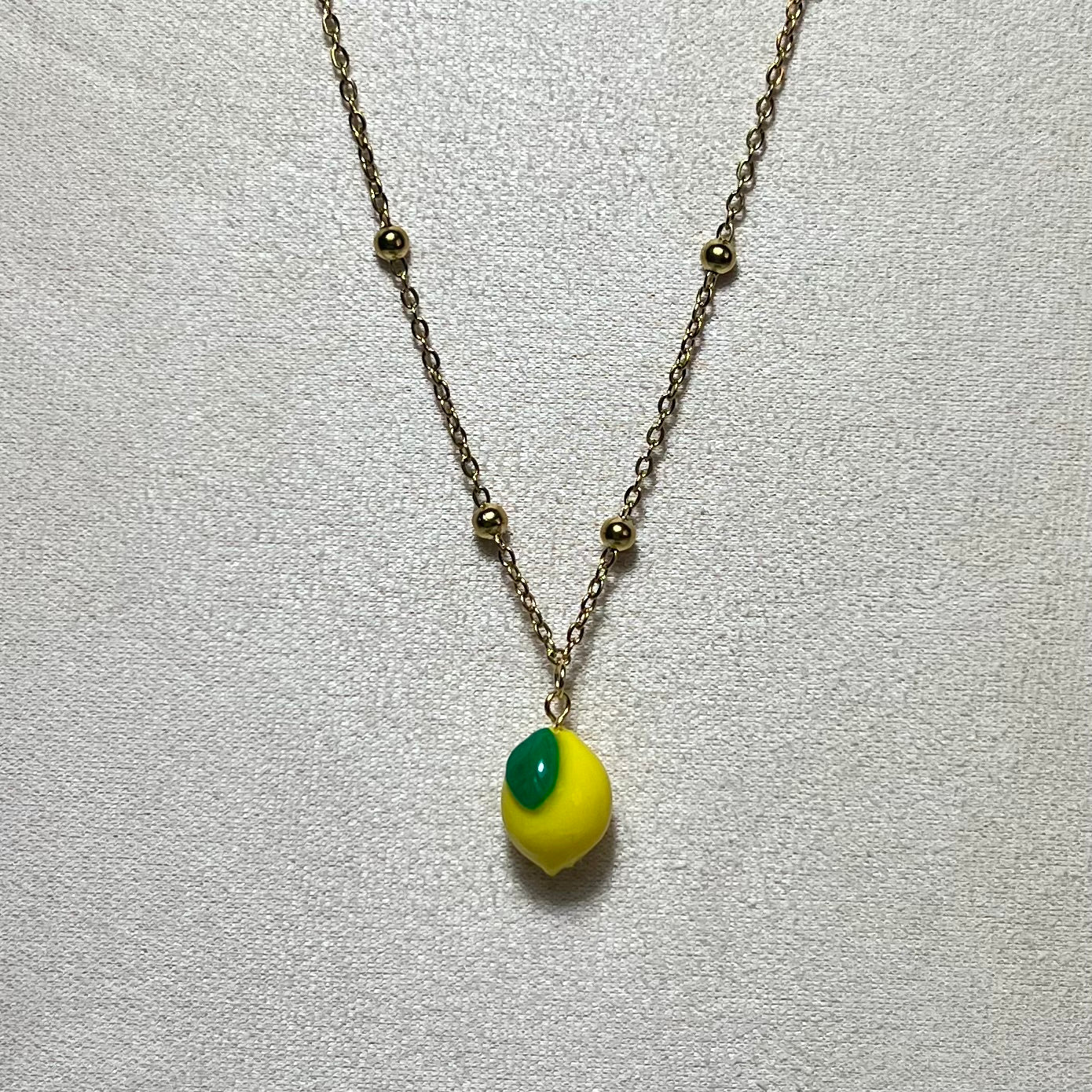 Collier citron doré en acier inoxydable fait main