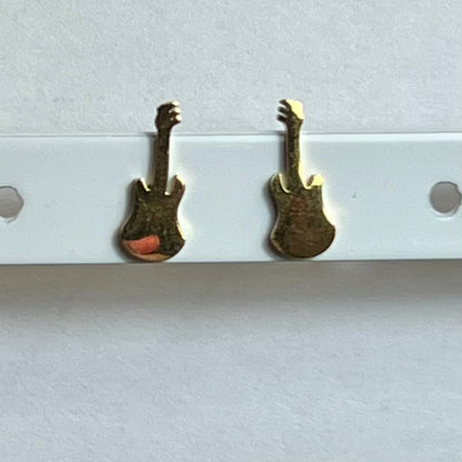 Boucles d’Oreilles en Acier Inoxydable B024 – Doré ou Argenté | Hypoallergéniques et Résistantes à l’Eau