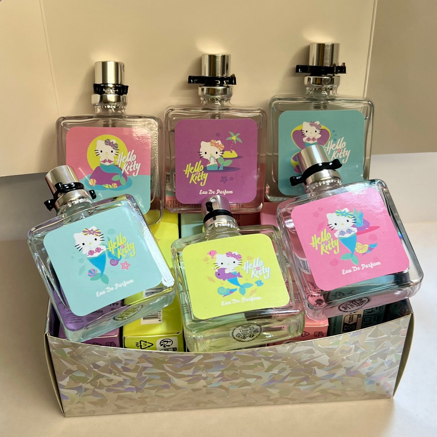 Coffret collection 6 parfums Mermaid Hello Kitty – 6 Fragrances Tropicales 15ml | Parfum Femme Format Voyage