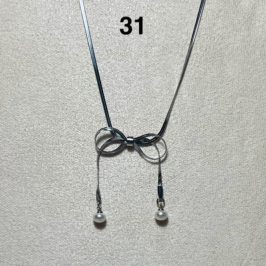 Collier Argenté en acier inoxydable N° 31 (42cm+ 5cm) – Ajustable, hypoallergénique et résistants à l’eau