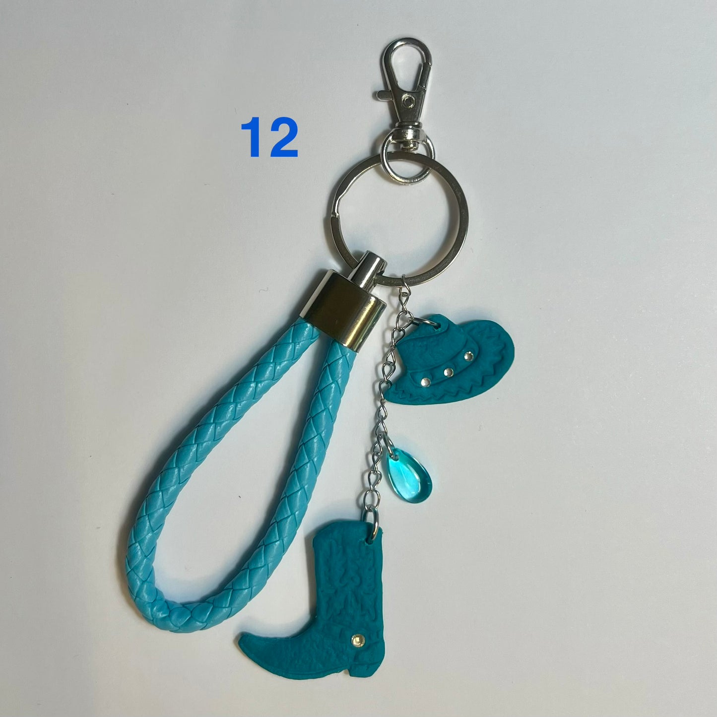 ✨ Bijou de Sac et Porte-Clés Fantaisie – Accessoire Tendance avec Breloques