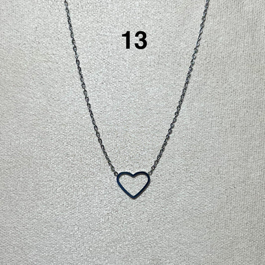 Collier en acier inoxydable N° 13 (42cm+ 5cm) – Ajustable, hypoallergénique et résistants à l’eau