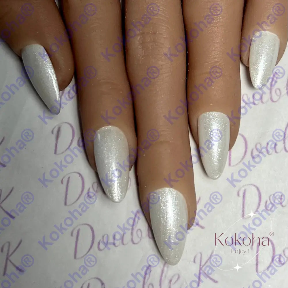 Press On Nails Fast Nails F001 Blanc Nacré Brillant Amande Désign